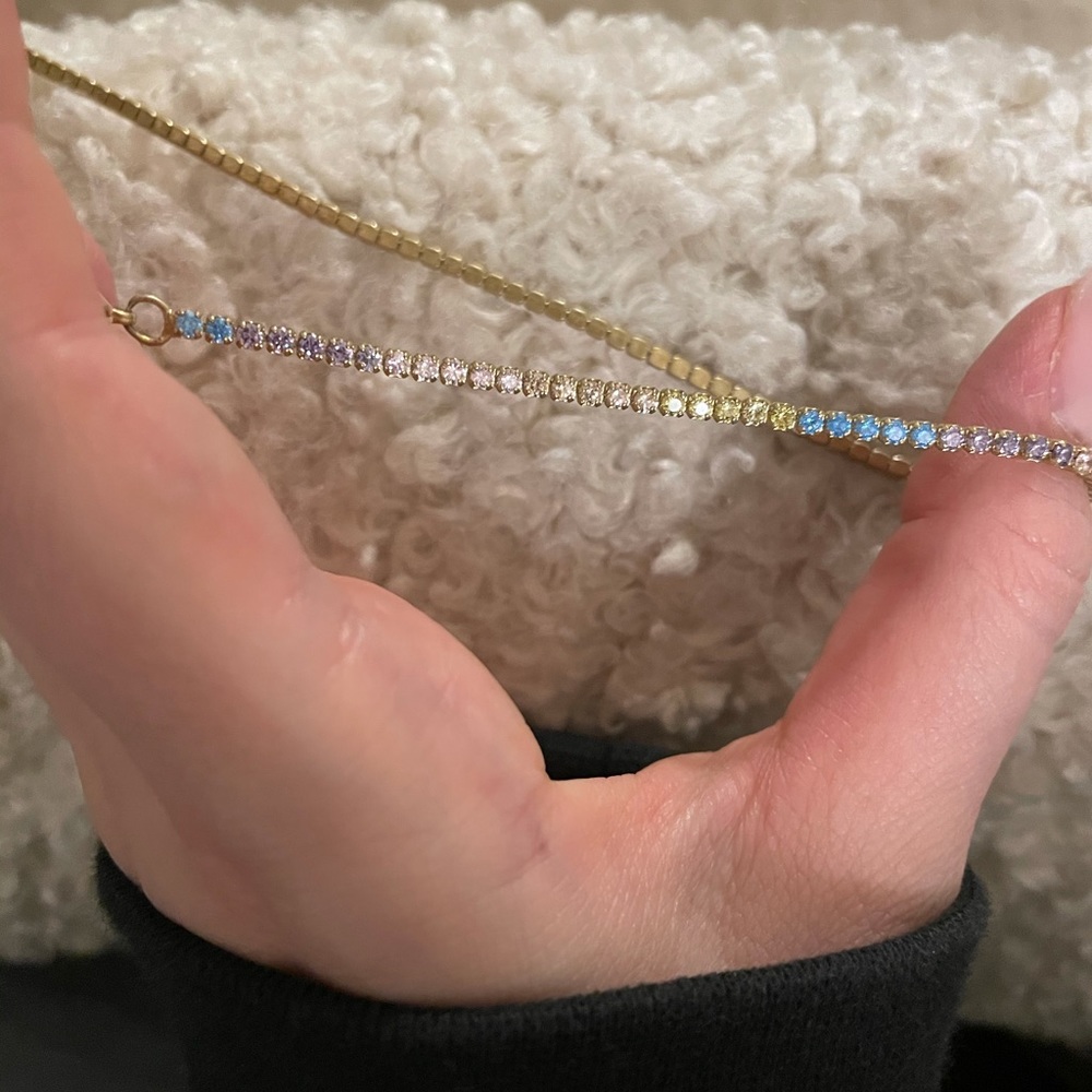 Rainbow crystal choker